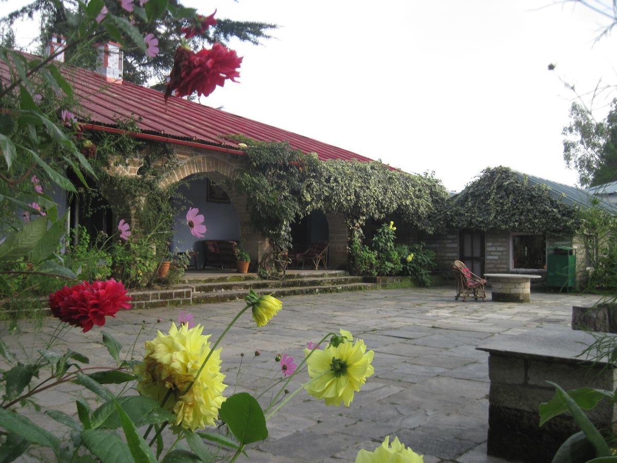 Khali Estate Hotel Binsar Exterior foto