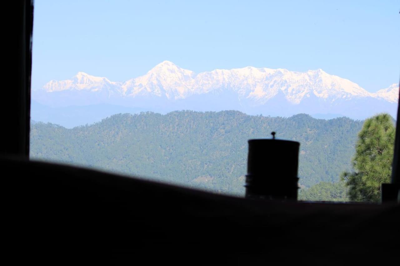 Khali Estate Hotel Binsar Exterior foto